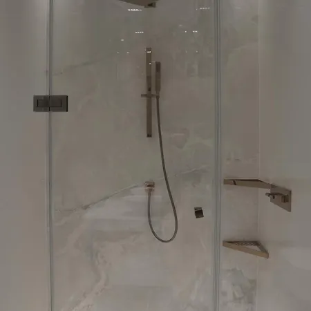 Kiseleff 16 *